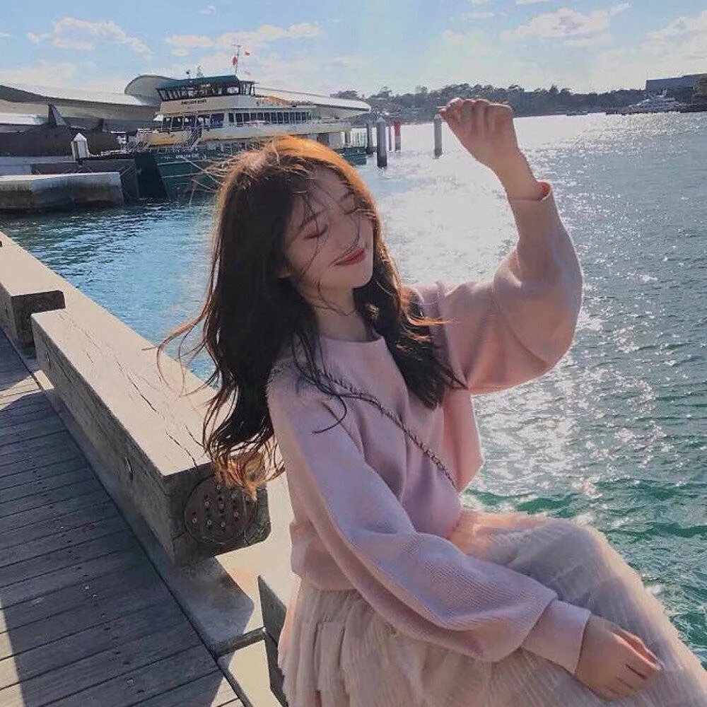 视差景象 海报